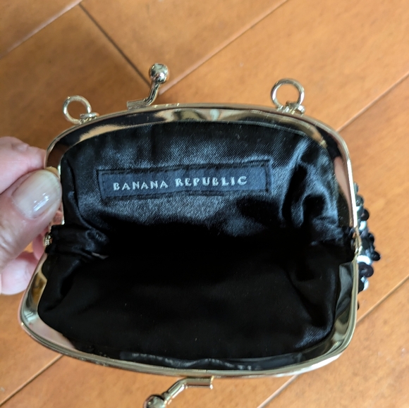 Tiny chic black sequin evening bag - Picture 3 of 3